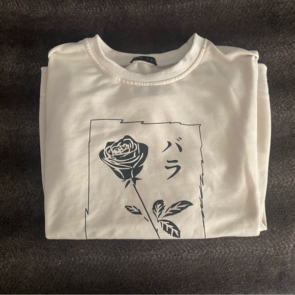 White rosé sweatshirt - Picture 2 of 2